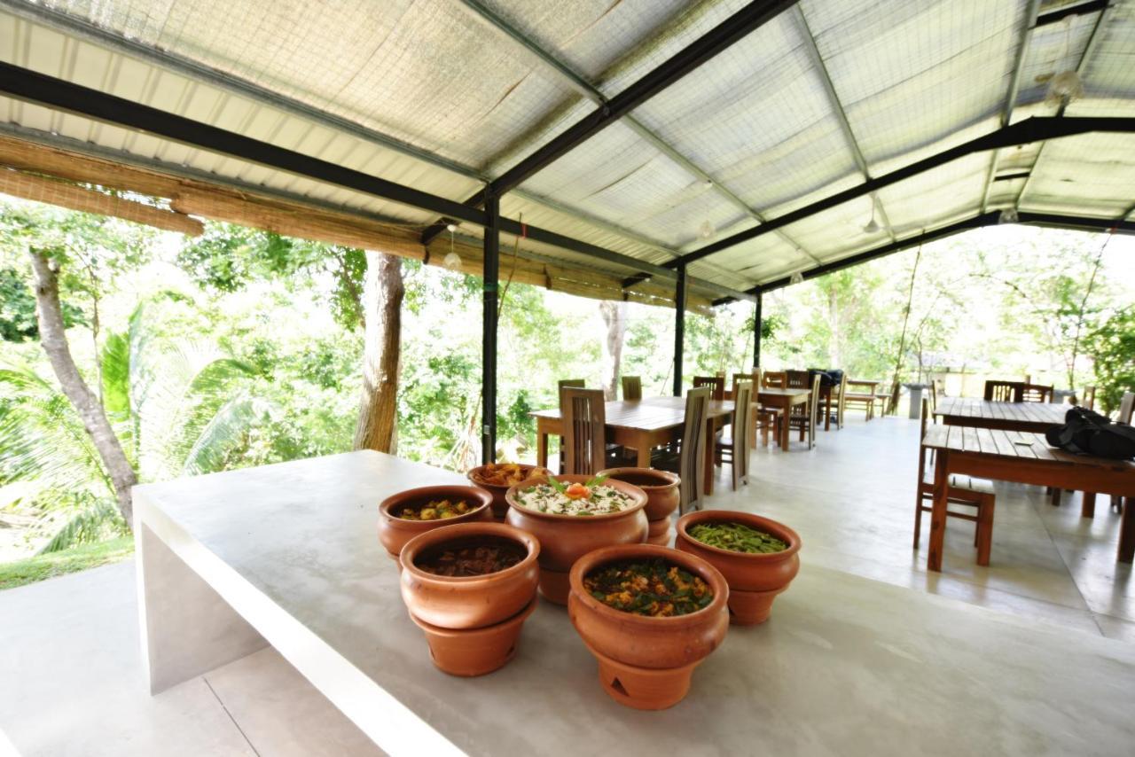 Ele Camp Hotel 2*