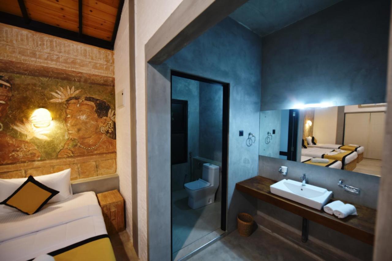 Hotel Ele Camp